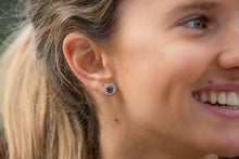 Cargar imagen en el visor de la galería, Pendientes Solitario Amatista