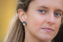 Cargar imagen en el visor de la galería, Pendientes Perla